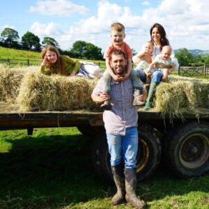 Kelvin Fletcher Instagram - That’s a WRAP! 

Filming finished for our NEW show ‘Fletcher Family Farm’ 

Starts soon on @itv 🍂 

@daisybeckstudios @itvxofficial @fletchersonthefarm 

#fletchersonthefarm #farmlife