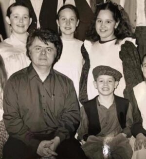 Kelvin Fletcher Instagram - Singlehandedly the biggest influence on my career and arguably, the reason behind my career. 
I know I speak for so many. 
Thank you David Johnson. 
What a legacy. 
RIP
❤️🙏🏻

#OldhamTheatreWorkshop