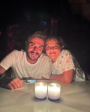 Kemal Uçar Instagram - çünkü hiçbir elektrik kesintisi "emmi"ciliği durduramaz🖤
bir maşallahınızı alırız...

#MaviUçar