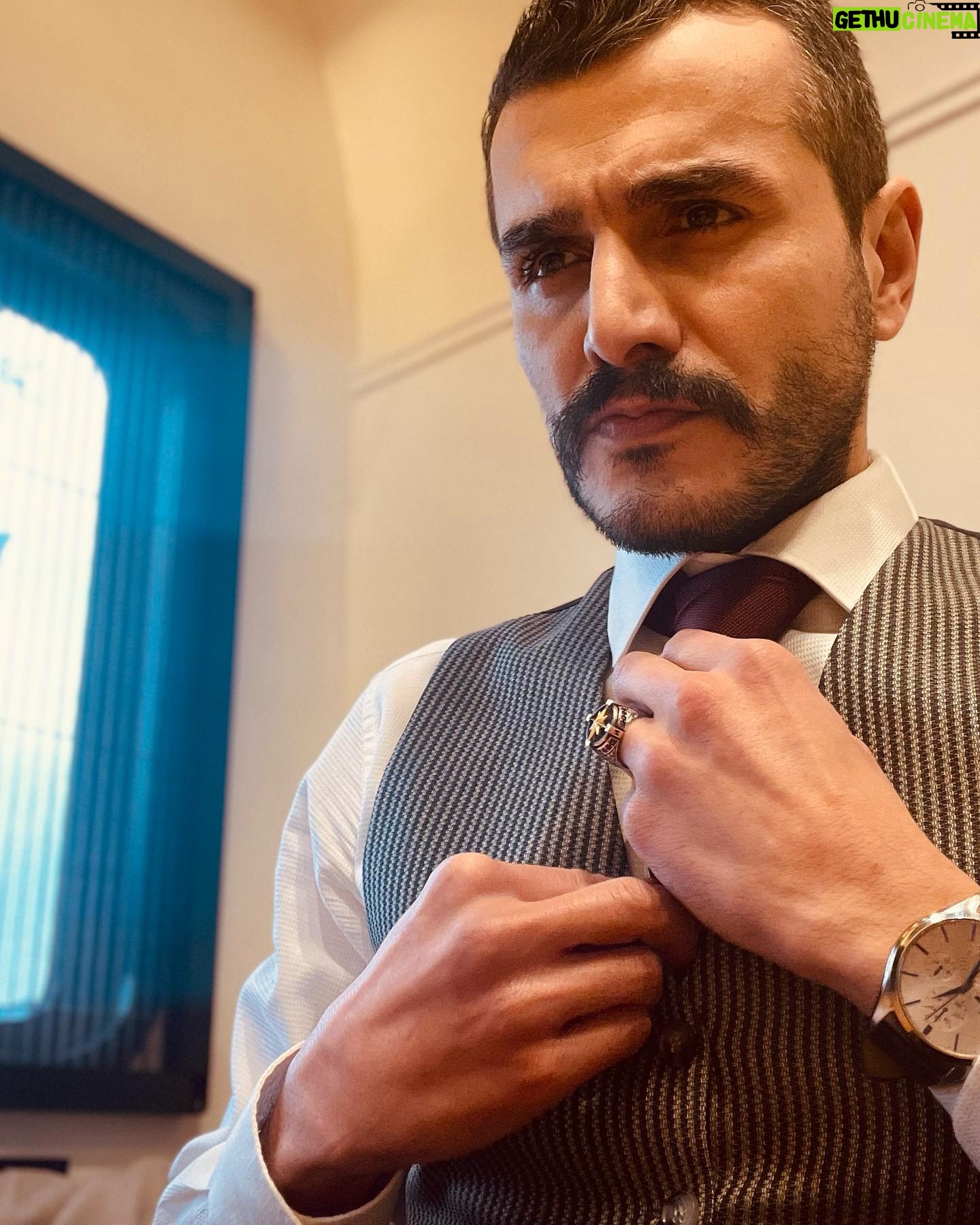 Kemal Uçar - 2.1K Likes - c'est la vie..
#ermanarsoy
@hayatiminsansidizi
@foxturkiye
@ntcmedyatv