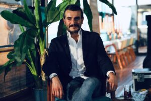 Kemal Uçar Instagram - bu ve daha bir çok keyifli an saat 11.20 de @trthaber ‘de😎
@vapurdacaysimitsohbet  @omer.ozturkofficial
