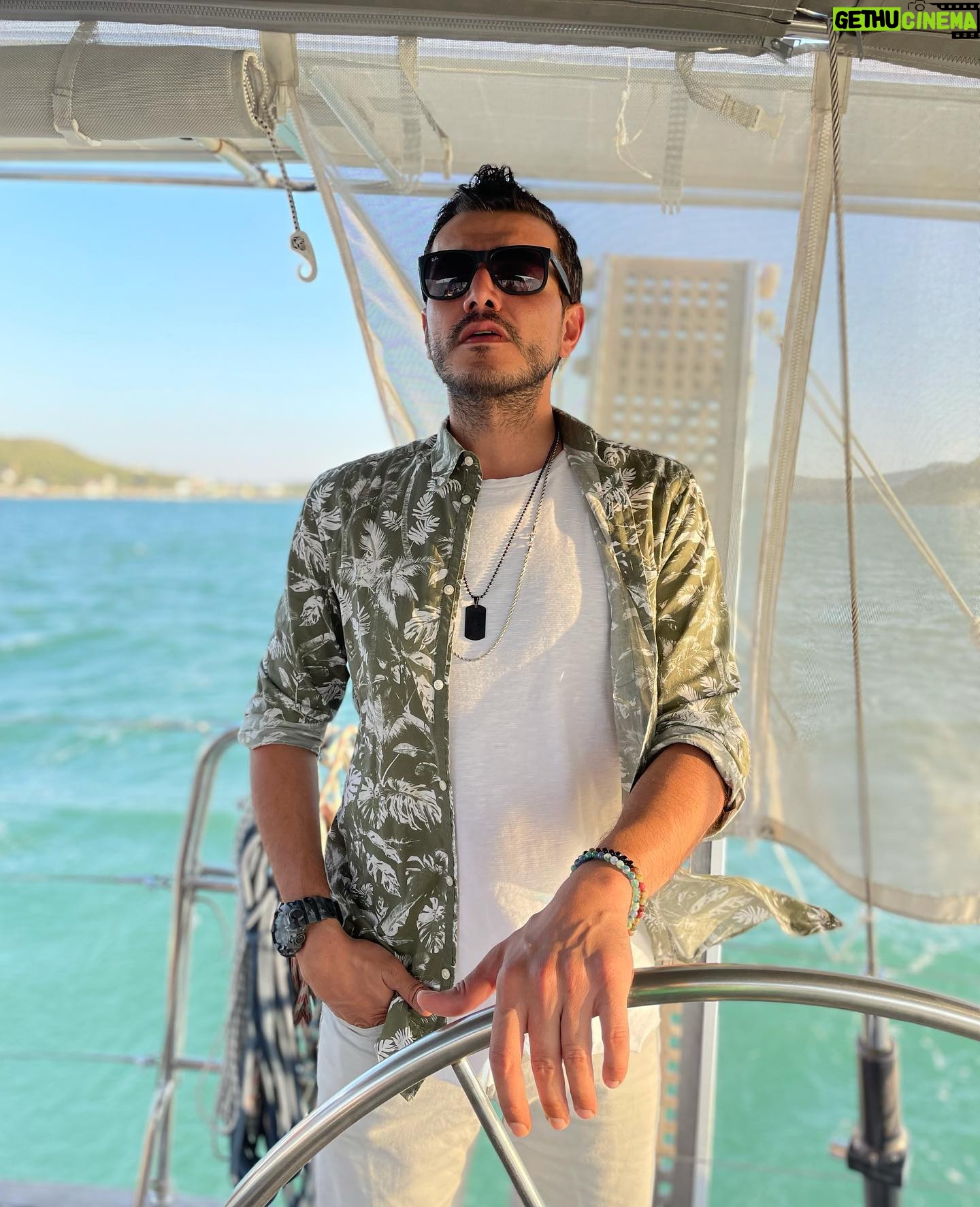 Kemal Uçar - 2.1K Likes - bu tamam. 📷: @rasitalgul #GalateaSailBoat