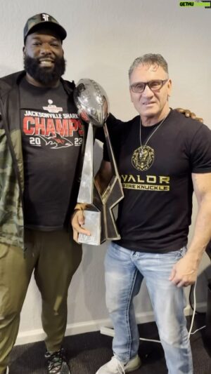 Ken Kilpatrick Instagram - Thanks for supporting us @kenshamrockofficial 

🚨Be on the lookout for his promotion @valorbk coming to Jacksonville on Friday, October 27th!🚨

🎥: @thejrnetwork 

#VBK2 #fight #fighting #bareknuckle #bareknuckleboxing #boxing #duuuval #mma #halloffame #champions #ifl #arenafootball #nal #finsup