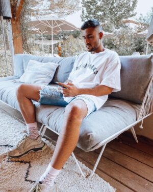 Ken Quer Instagram - Alors alors mes beautés des îles 🌴 vous avez prévu quoi cet été ???
