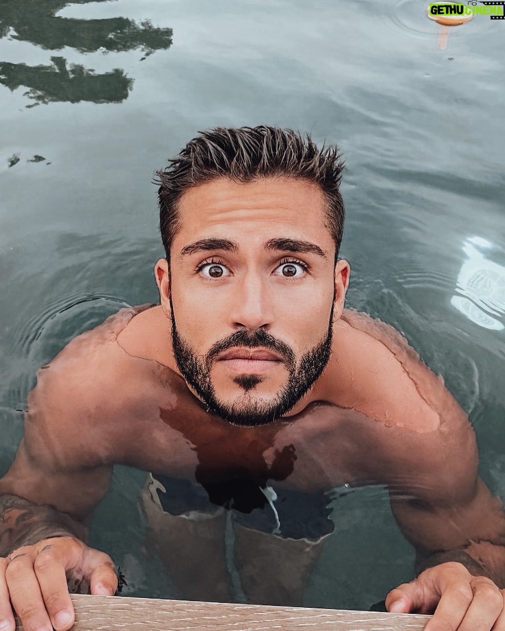 Ken Quer - 4.6K Likes - Promis c’est pas moi qui ai fait pipi dans la piscine 😇