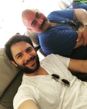 Kenan Ece Instagram - Çocuklarla film izlemeye gidiyoruz! 🎈🎉📽 @cemcucenoglu #ertugrul1890 #kainan1890 #siirtsinemaşenliği