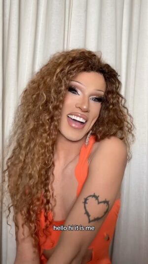 Kendall Gender Instagram - Well guess who’s back!!!!!

@kendallgender is giving us more than just a Tuesday! 
Kendall came back to continue the journey she started with us last June with #TheJourneyContinues fundraising campaign!

This giving season we are hoping to continue the work we started together and raise $40,000 before the end of the year. 

Head over to our link in bio and support us by donating this giving Tuesday ❤️

#vancouver #givingtuesday #rainbowrefugee #givingseason #fundraising #donate #giveback #kendallgender
