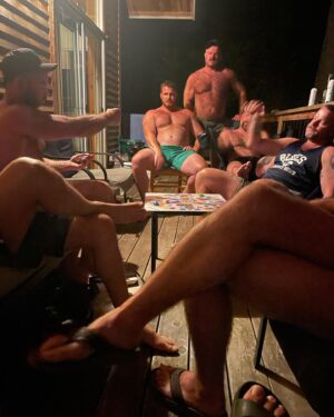 Kenny Brain Instagram - A Reba dare she summer!