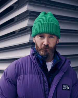 Kenny Brain Instagram - Winter (après-ski) ready @simonshomme
