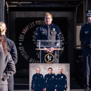 Kenny Johnson Instagram - The toughest moment ,,is having to say goodbye  to 20 squad !!! Dominique Luca , SWAT , 20 squad , and Black Betty  will live inside of me forever !!! No doubt !!!! I’m so grateful to you all of you loyal fans !! Truly remarkable !! @swatcbs @cbstv @sptv @sony @sonypictures @paramountplus @netflix