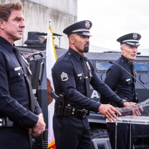 Kenny Johnson Instagram - The toughest moment ,,is having to say goodbye  to 20 squad !!! Dominique Luca , SWAT , 20 squad , and Black Betty  will live inside of me forever !!! No doubt !!!! I’m so grateful to you all of you loyal fans !! Truly remarkable !! @swatcbs @cbstv @sptv @sony @sonypictures @paramountplus @netflix
