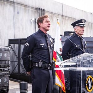 Kenny Johnson Instagram - The toughest moment ,,is having to say goodbye  to 20 squad !!! Dominique Luca , SWAT , 20 squad , and Black Betty  will live inside of me forever !!! No doubt !!!! I’m so grateful to you all of you loyal fans !! Truly remarkable !! @swatcbs @cbstv @sptv @sony @sonypictures @paramountplus @netflix