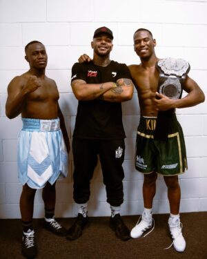 Kenny Ojuederie Instagram - THE DREAM TEAM ❤️
Can't wait to get back into the ring again 🥊💥
And thank you @daznboxing & @misfitsboxing for the opportunity 🙏🏾
📸- @_faysalhassan