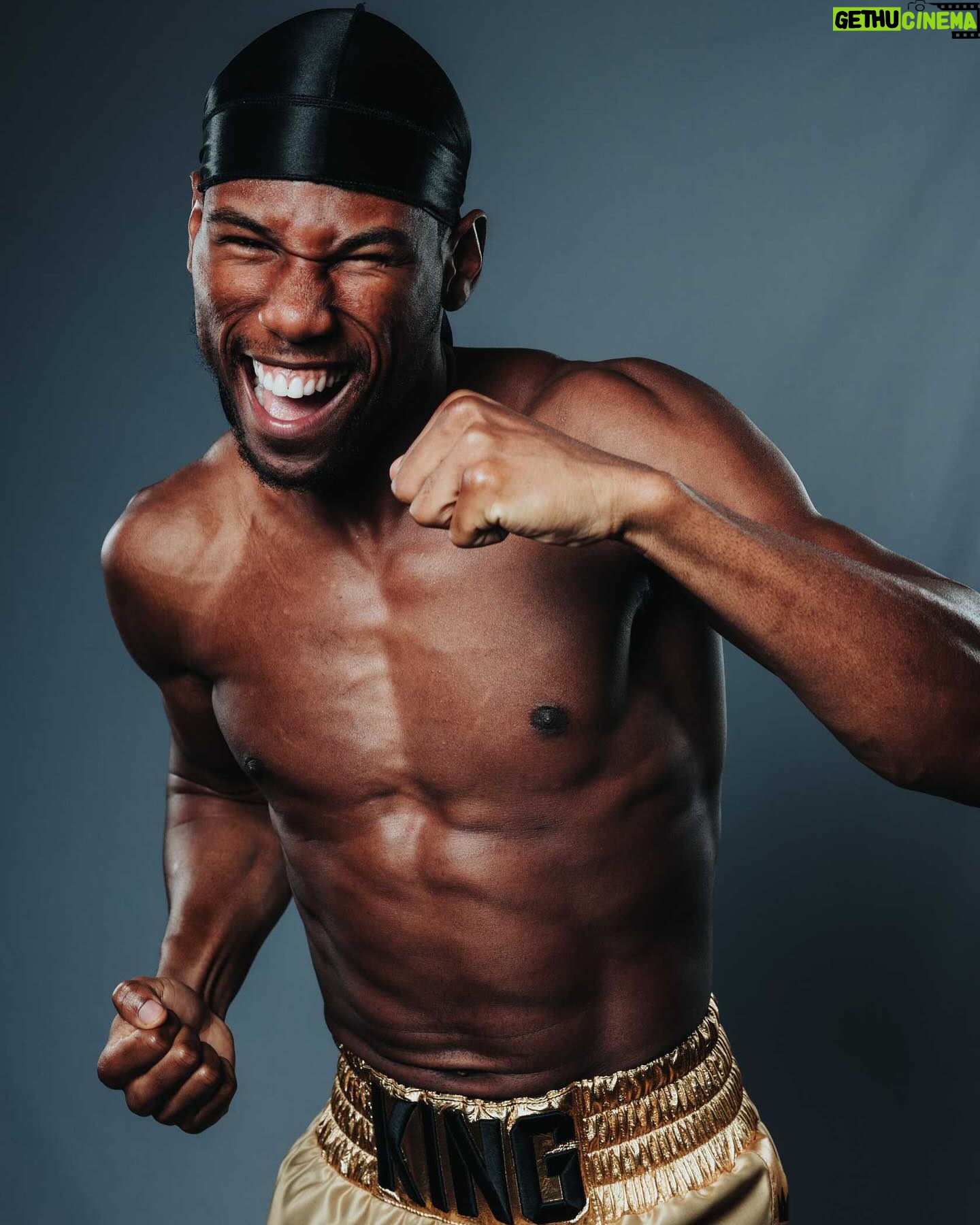 Kenny Ojuederie - 105.6K Likes - THE KING IS BACK! š
You can watch Kenny fight live on @daznboxing Saturday night.
#BetaSquad #KingKenny