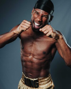 Kenny Ojuederie Instagram - THE KING IS BACK! 👑

You can watch Kenny fight live on @daznboxing Saturday night.

#BetaSquad #KingKenny