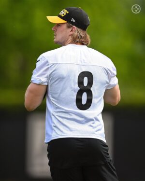 Kenny Pickett Instagram - Ocho