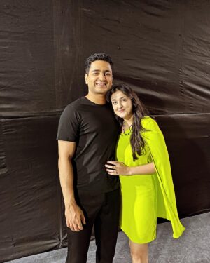 Kenny Sebastian Instagram - Here on the gram to just say I’m so grateful for everything 💫 

These past 4 weeks I got to watch Ken practice at home, backstage, always ideating, coordinating, practicing both singing & dancing and giving it his all for the Google / Youtube India Event! It was so rewarding to see weeks of hard-work come to fruition day before 🥹

Was in awe of the hubs, totally Fan Girl-ed!! 

After a long 6 months live tour for him and a lot of long distance calls from me, it’s been awesome to spend time togethaaa ♥️
