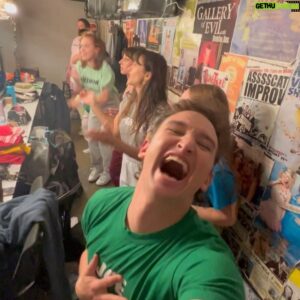 Kent Boyd Instagram - Last night got a bit cheeky! #raggletaggle @katmburns @ucbtla 

**performance coming soon with @angelmammoliti

Also for those of you who have ever 💭 what happens in the dressing room before a one night performance hehehe 🤭 here you goooo! #joe