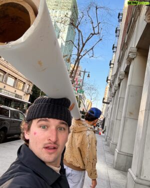 Kent Boyd Instagram - Hey I forgot to tell everyone but I moved to downtown to a HUGE loft #dtla to start a production company with my hot foreign boyfriend, I’m feeling so crème de la crème eating international. Come along for the ride. @8.eyess @matheusrouvier 

Should we record the process? Comment 📸 🎥 🎬🎭 below if you do!!!