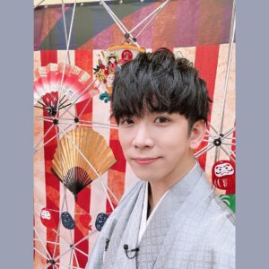 Kent Ito Instagram - 2024年もヒプマイをよろしく！！

袴だ〜気持ちが引き締まります！！