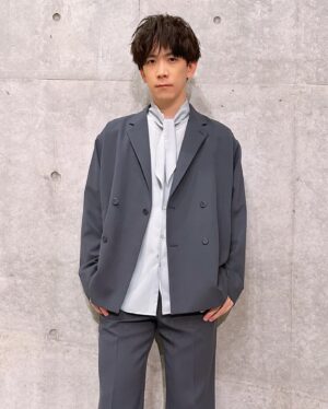 Kent Ito Instagram - 伊東健人新曲ラッシュ！！

年末年始も止まらんぞ！！

曲書いてます！
