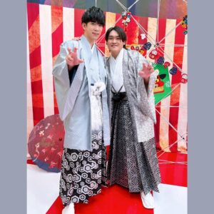 Kent Ito Instagram - 2024年もヒプマイをよろしく！！

袴だ〜気持ちが引き締まります！！