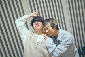Kenta Kataoka Instagram - セクシー先生 a.k.a. 川上洋平兄さん

@yoohei_alexandros 

#Alexandros
#sumika