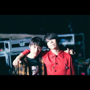 Kenta Kataoka Instagram - 2024.03.10
go!go!vanillas Presents
¨MAKE YOUR DREAM¨ 
千葉県 幕張メッセ 国際展示場9-11ホール

初めて対バンしてから8年。
昨日は他の共演者も長い仲のバンドばかりで、互いの海賊船をぶつけ合うようなヒリヒリする夜だった。
続けなければ味わえなかった感情。
ありがとう。そしておめでとうバニラズ。

2.3枚目
Photo @sotarogoto 

#バニラズ
#バニラズ幕張
#sumika