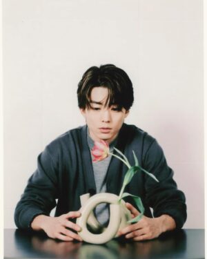 Kentaro Ito Instagram - 🌹

kentaro...