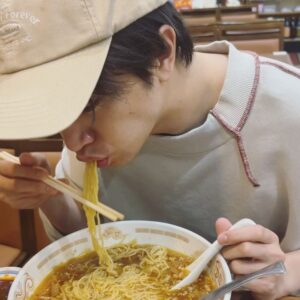 Kento Nakajima Instagram - 勝浦タンタンを食べた

#美味