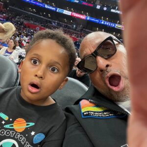 Kenya Barris Instagram - Happy Happy 7th Birthday to my BigGuy #Bronx aka #BubbaSparx aka #Bronxie!! I love you more than you will ever know Son.  Thank you for being my Clippers partner and for always being good for a joke.  Hope you enjoyed your day and can’t wait to see the man you continue to grow into!!!