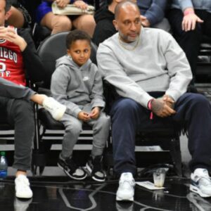 Kenya Barris Instagram - Happy Happy 7th Birthday to my BigGuy #Bronx aka #BubbaSparx aka #Bronxie!! I love you more than you will ever know Son.  Thank you for being my Clippers partner and for always being good for a joke.  Hope you enjoyed your day and can’t wait to see the man you continue to grow into!!!