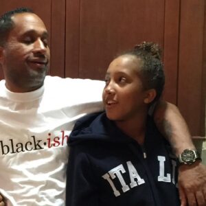 Kenya Barris Instagram - HAPPY BIRTHDAY TWIN!!!! @leyahbarris I know you hate that you look like me but what can I tell you??!!🤷🏽‍♂️😂. I love you to DEATH ParPar Barris and I am amazed and astounded by you EVERYDAY!! You have changed me and my life in ways I can’t even tell you, but I hope you know.  I’m tearing up as I write this to you because you mean so much not just to me, but to our family and we ALL love you for what you do for us!!! So on this day I ask God (we’ll talk about this later) to bring you all the protection and blessings that you need to continue on with your journey.  I am so glad to have you by my side!!!! #blessed #3daughters3sons