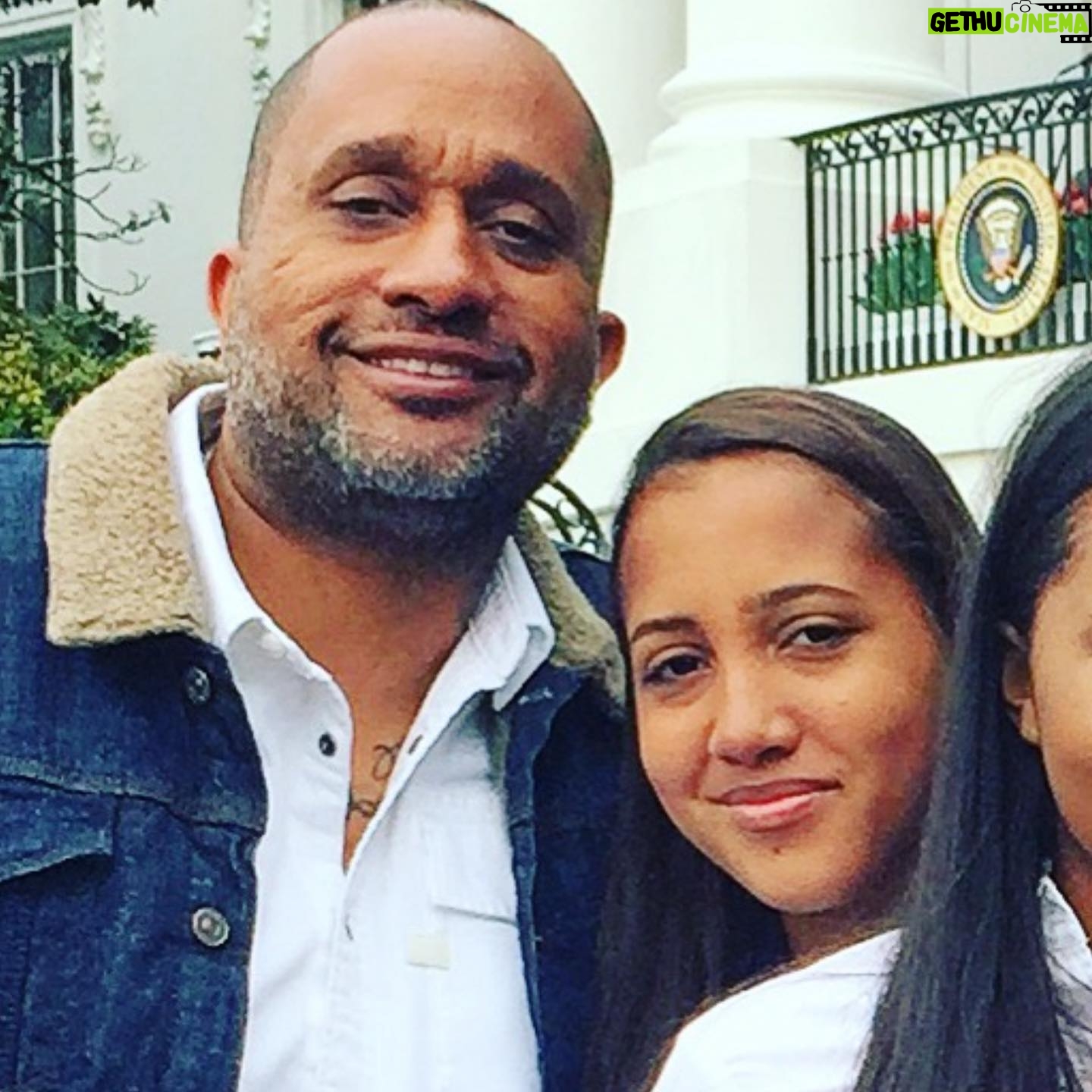 Kenya Barris - 10K Likes - HAPPY BIRTHDAY TWIN!!!! @leyahbarris I know you hate that you look like me but what can I tell you??!!🤷🏽♂️😂. I love you to DEATH ParPar Barris and I am amazed and astounded by you EVERYDAY!! You have changed me and my life in ways I can’t even tell you, but I hope you know. I’m tearing up as I write this to you because you mean so much not just to me, but to our family and we ALL love you for what you do for us!!! So on this day I ask God (we’ll talk about this later) to bring you all the protection and blessings that you need to continue on with your journey. I am so glad to have you by my side!!!! #blessed #3daughters3sons