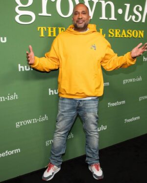 Kenya Barris Instagram - Ughhh!!!!! From GROWNish to GROWN UP. I can’t believe another one of my greatest accomplishments has wrapped its final season. It’s bittersweet… as sad as I am to see it go, we have created a show that I am so very proud of and thats something I will cherish for the rest of my life. Congratulations and thank you to everyone who has been part of the Cal U family since Yaras first day of freshman year. I hope that this show continues to live in the hearts of all those who have watched, and inspires new viewers as this is not just a story of wildin’ at college, but all of life’s greatest lessons in growing up. #blessed #ish #dreamingawake #lookkidsitsdaddy #grownish