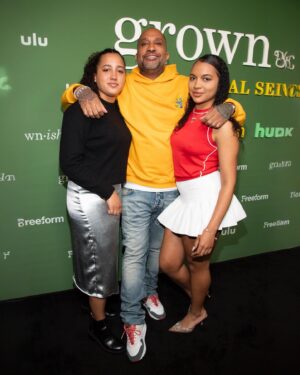 Kenya Barris Instagram - Ughhh!!!!! From GROWNish to GROWN UP. I can’t believe another one of my greatest accomplishments has wrapped its final season. It’s bittersweet… as sad as I am to see it go, we have created a show that I am so very proud of and thats something I will cherish for the rest of my life. Congratulations and thank you to everyone who has been part of the Cal U family since Yaras first day of freshman year. I hope that this show continues to live in the hearts of all those who have watched, and inspires new viewers as this is not just a story of wildin’ at college, but all of life’s greatest lessons in growing up. #blessed #ish #dreamingawake #lookkidsitsdaddy #grownish