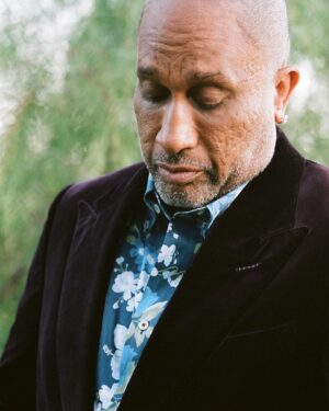 Kenya Barris Instagram - Thank you @matches for the amazing experience and the even more amazing drippings 💧!!!!!!! Had a BLAST!!!!! LINK IN BIO!!!
#dreamingawake #lookkidsitsdaddy #blessed #MATCHES