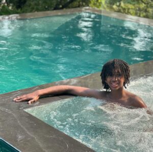 Kenya Barris Instagram - Thank you Lord for allowing me another year to celebrate #FathersDay with my children who have given me more than I ever have deserved.  Thank you Father God for these blessings that you have chosen to allow me to be a father to. #dreamingawake #blessed #3daughters3sons