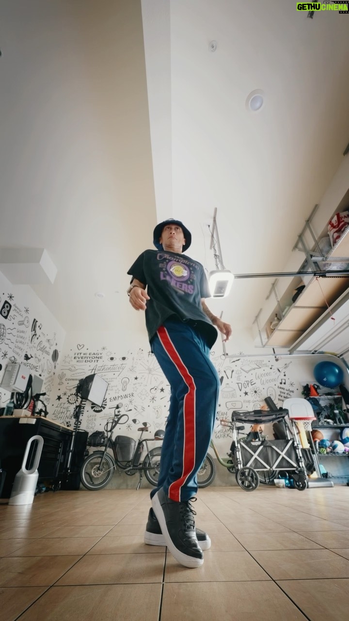 Keone Madrid - 8.5K Likes - Freestyle warmup to check if my feet still work