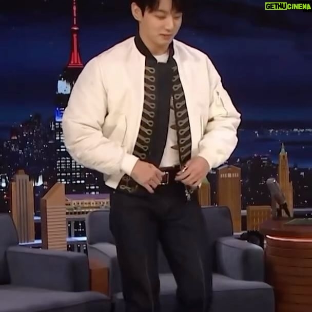 Keone Madrid - 73.6K Likes - Grateful for all the love on the Standing Next to You choreography. Shout out to everyone behind the scenes who's made all this possible, the homies, and of course Jungkook himself (never not impressed by how good a dancer he is).
It's also wild seeing folks take on the SNTY dance challenge (including TXT, LE SSERAFIM and Fallon ). Keep 'em coming.
#jungkook #standingnexttoyou #choreography