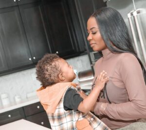 Keonna Green Instagram - This is the look of a mother who can’t understand why her son shows no signs that he wants to stop nursing. 

Although we want to normalize breastfeeding we also need to discuss the struggles it take us mothers of toddlers to wean our children off. It definitely takes a village. Y’all pray for me as I make another attempt at the process this week. He’s 1.5yrs old ( I did a great job for going this long).
I think it’s time. He doesn’t drink bottles, he drinks through a straw. Eats every solid food you can think of and has all of his teeth !

So this is your update on the balm. I think I will gradually introduce him to the product and not apply as often. I couldn’t stand the smell. 

Momma gotta have a life too!