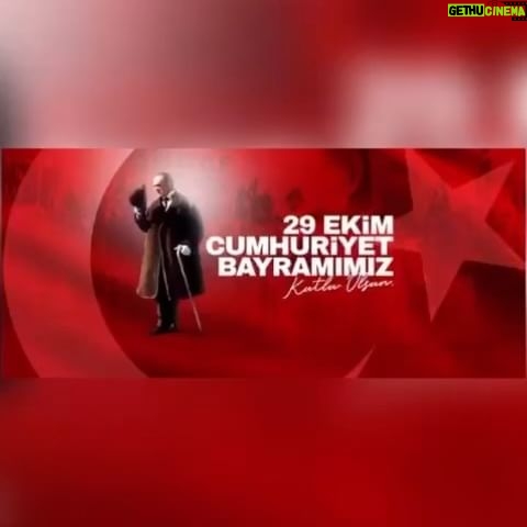 Keremcem - 1.6K Likes - Yıllardır marş bestelenmeyen memleketimde Cumhuriyetimizin 100. Yılındaki zenginliğe bakın. Müzisyen arkadaşlarım Cumhuriyeti yorumluyor. Bu bir yarışma değil, festival. Bugün, son dönemde birlikte 10larca şarkı yaptığım arkadaşlarım Yunus Adak ve Emrah Şahin bir marş yaptık, sen de söyler misin deyince, arkadaşlarımın heyecanı, heyecanım oldu ve arkadaşlarımın yazdığı bu marşa bugün katıldım. Cumhuriyetimizin 100. Yılı KUTLU OLSUN🇹🇷