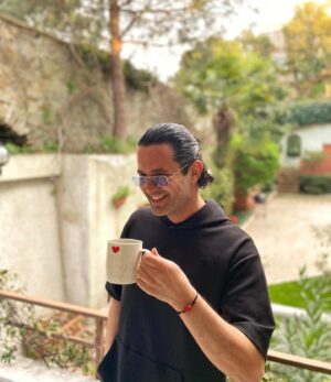 Keremcem Instagram - Coffee & music | evening vibes 🌿☕️