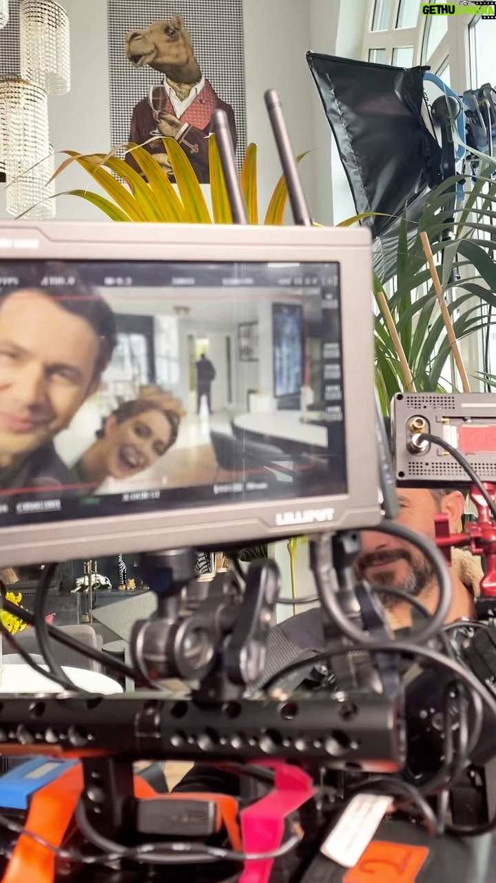 Keremcem - 2.7K Likes - Şakalar, komiklikler😉 @merihozturk @basimbeladatvdizi @dersucanyilmaz @atvturkiye