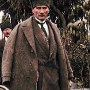 Keremcem Instagram - İlk 100. yılında zaferimiz kutlu olsun. Nice asırlara Atam... 🇹🇷
