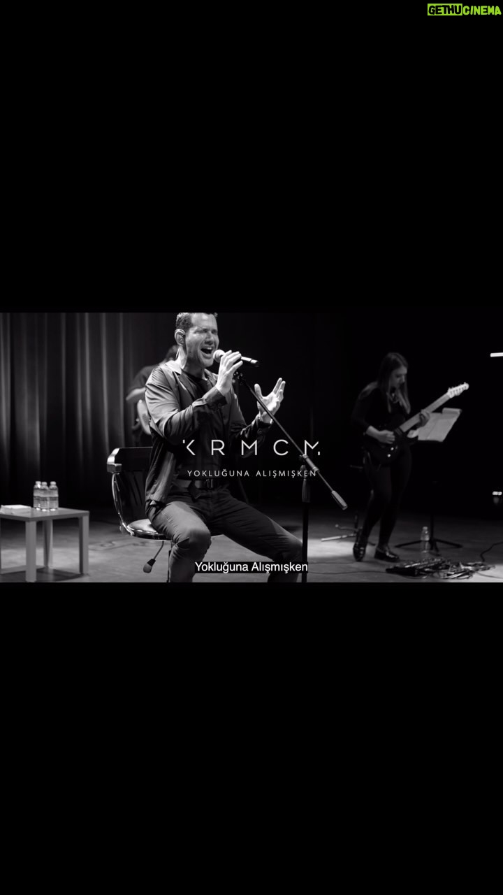 Keremcem - 3 Likes - KRMCM
"Yokluğuna Alışmışken"
Söz-Müzik: Yunus Adak
Video: Yusuf Can Güneş
Mix-Mastering: Özgür Yurtoğlu
Keyboard: Onur Keskin
Davul: Batuhan Yıldırım
Gitar: Ece Aksoy
Yan Flüt ve Sax: Ege Cömert
Bas: Mehmet Emin Sarıalioğlu