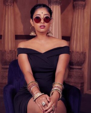 Ketaki Narayan Instagram - Too Glam To Give A Damn 🔥

Featuring @ketakinarayan 🦄

MUA @makeupbyshraddhaw 

Studio @the_stage_studio08 

Special thanks to @mohitoshjadhav & @arryajugtap 

#modelsofinstagram
#fashionphotographer
#modelinglife
#fashioneditorial
#photographylovers
#modellife
#modelingagency
#glamourshoot
#modelsearch
#photooftheday
#instamodel
#punemodel
#punelifestyle
#modellifeinpune
#punephotography