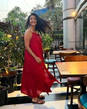 Ketaki Narayan Instagram - This “Tranquil Summer” dress by @c.a.n.o.o.p.i is perfect for those warm summer days where you want to feel relaxed and stylish. The vibrant red color adds a pop of energy, while the soft, flowing fabric ensures maximum comfort and mobility. Whether you’re strolling through the city or lounging by the pool, this dress is the perfect choice for a peaceful and fashionable summer experience.

#ketakinarayan #canoopi #lifestyle #summerdress #red