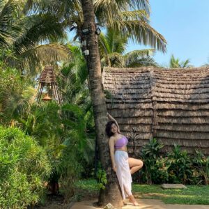Actress Ketika Sharma HD Instagram Photos and Wallpapers May 2024