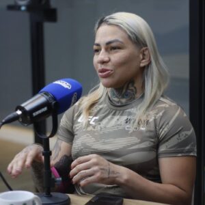 Ketlen Souza Instagram - Confira na íntegra no @debubuiapodcast esse super bate-papo que tivemos com a amazonense atleta do UFC Ketlen Esquentadinha @ketlenesquentadinhaofc 🩷🥊🥋🌺💚🎙🎧